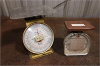 2 Countertop Scales