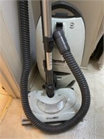 Kenmore Progressive Vacuum