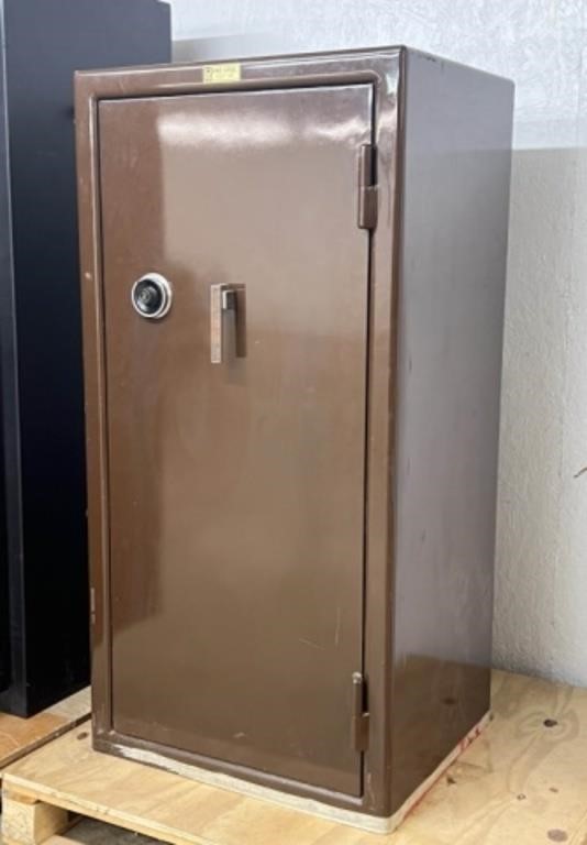 ProSteel Gun Safe Circa 1979