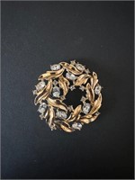 Trifari Gold-Tone Wreath Brooch