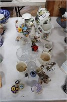 Tea pot cups and collectibles