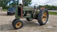 John Deere G Tractor
