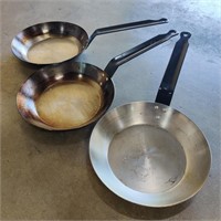 3x Restaurant Grade 8 3/4 Inch Metal Skillets