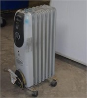 Portable Electric Heater Marked "Pelonis" On