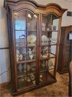 (Contents not included) 2 door hutch lighted