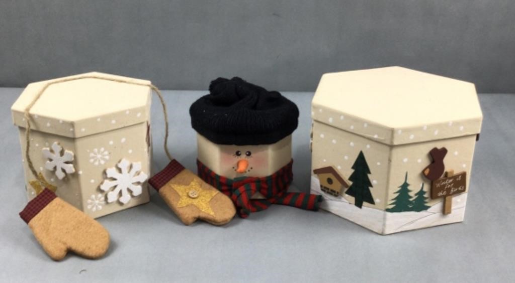 3 Christmas boxes