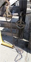 2000 lb Chain Hoist