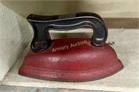 CHILD'S TOY IRON