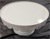 Decorative white cake plate