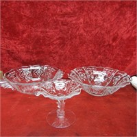Vintage Cambridge glass bowls.