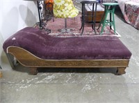 ANTIQUE OAK FRAMED FAINTING COUCH