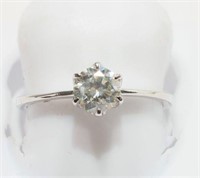 10K WHITE GOLD DIAMOND (0.72CT) SOLITAIRE RING,