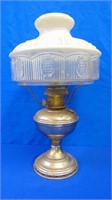 Antique Aladdin Lamp ( Missing Chimney )