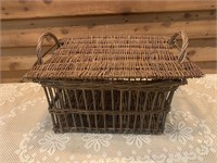 OLD BASKET WITH LID