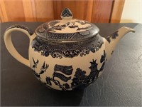 Blue Willow Teapot - Johnson Brothers England