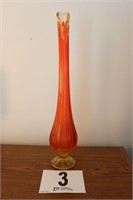 Vintage Amberina Swung Vase(R1)