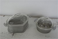 2 small serving dishes