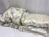 Comforter & Pillow