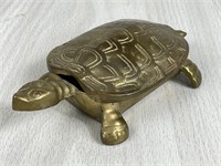 BRASS TURTLE TRINKET BOX W HINGED LID