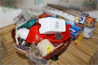 KITCHEN UTENSILS AND PAPER PRODUCTS: FOIL,
