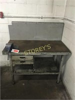 4' Work Bench w/ 3.5" Record Vice