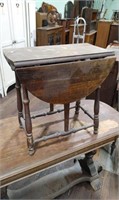 Small Round Drop Leaf Table