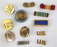 LOT OF MILITARY PINS AND BADGES