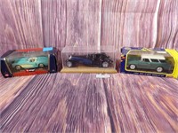Lot of (3) NEW Die Cast Cars