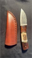 New Wood Short Skin Damascus Blade Knife with