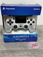 Sony DualShock 4 wireless controller New in box