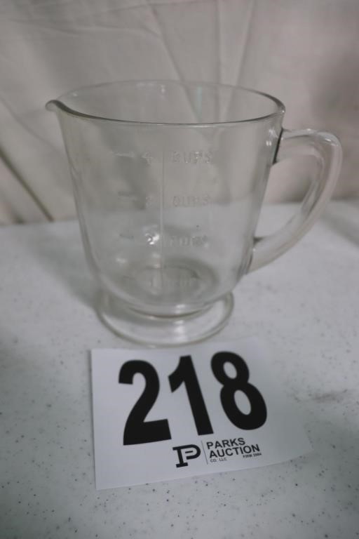 Vintage (4 Cup) Glass Measuring Cup(R1)