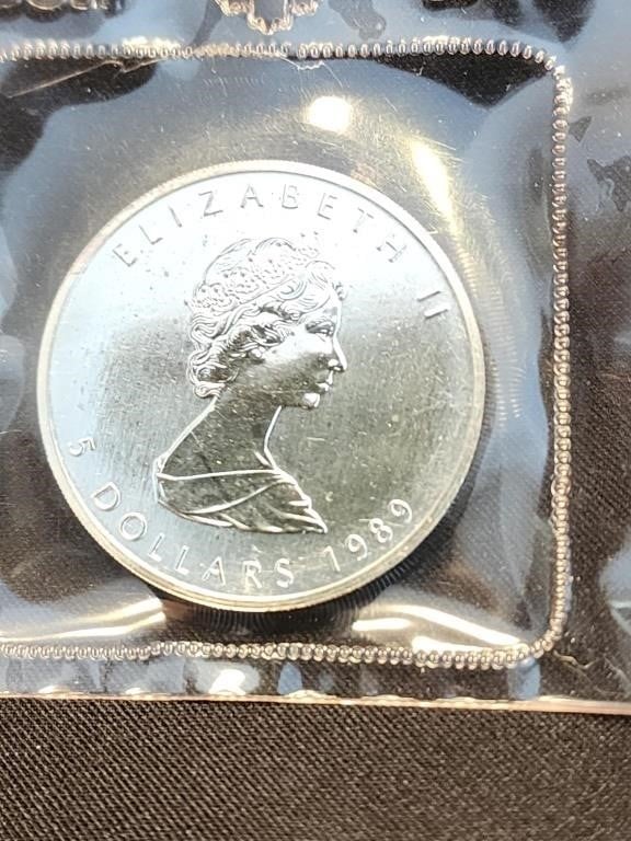 1989 Elizabeth II Silver 1 oz silver coin.  5