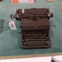 Royal typewriter