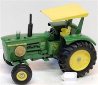 Ertl JD 5020 w/Rops 5th Formosa Toy Show 92