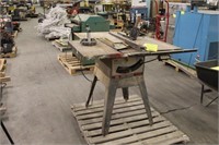 CRAFTSMAN 10" TABLE SAW WITH FENCE, MITRE GUAGE,