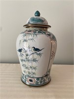 Deco vase with lid