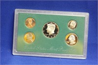 A 1994 US Mint Proof Set