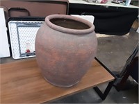 Big TerraCotta Pot Non pickup item