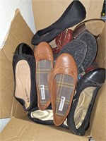BOX OF ASSORTED SHOES MOSTLY SZ 8