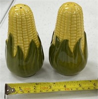 Shawnee Corn Pattern Shakers