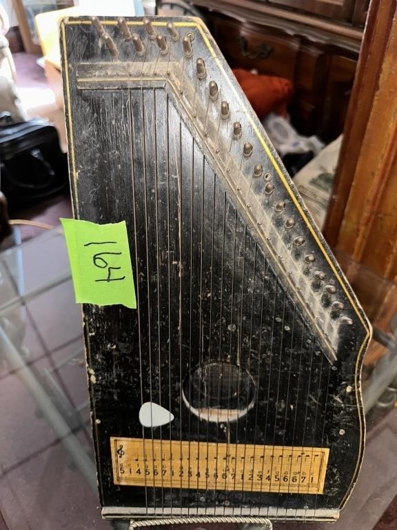 #21 Antique Auto Harp
