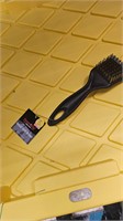 Grill brush