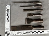 Six (6) assorted socket chisel blades