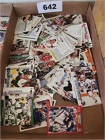 FLAT OF VARIOUS SPORTS CARDS