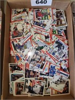 FLAT OF VARIOUS SPORTS CARDS HOCKEY