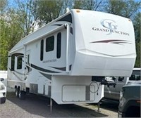 2009 34TRG GRAND JUNCTION 5TH WHEEL