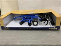 Ertl New Holland ST770 Ecolo-Tiger, 1/16