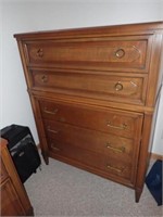 Matching 5 Drawer Chest of Drawers - 40"Wx19"Dx51"