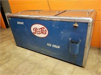 Vintage Pepsi machine/works 27x67"
