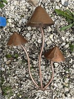 Mushroom Garden / Lawn Art